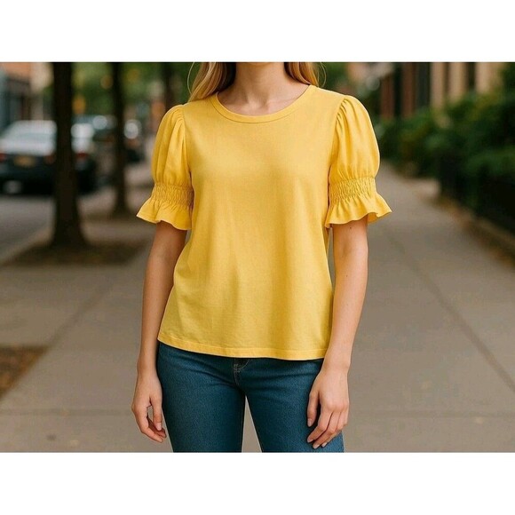 Les Amis Top For Women Size Small Yellow Relax Fit Short Sleeve Lightweight - Picture 1 of 10